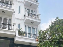 Hình ảnh Cách Mặt tiền Lạc Long Quân 50M, DT 63 M2 x 4 tầng, dòng tiền 200tr