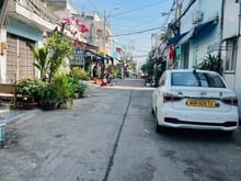 Hình ảnh Giá chỉ 4 tỷ 9, nhà đẹp hẻm 4m 4 Tầng - 4 PN - khu Lê Văn Quới