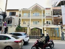 Hình ảnh Cho thuê nhà mặt tiền Trần Quang Diệu Phường 13 Quận 3