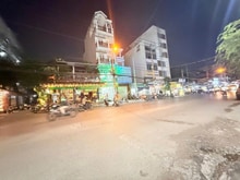 Hình ảnh ** Nhà đẹp hẻm xe tải Phạm Văn Bạch - sát mặt tiền - chỉ 7 tỷ 800