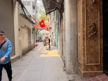 Hình ảnh Quan nhân nhà ngay đầu ngõ, 7 tầng thang máy vào ở ngay