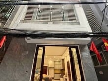 Hình ảnh Bán nhà ngõ kinh doanh Hoàng hoa thám ( gần ngọc hà) giá 14.5 tỷ