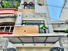 Hình ảnh Ngay khu Phan Xích Long sầm uất - Phú Nhuận - 46m2 A4 - 4 tầng - 5pn