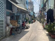 Hình ảnh Bán CHDV CMT8 Q10 ; 10-11 phòng ; thang máy ; dòng tiền 70tr,Giá 18Ty