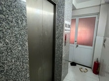Hình ảnh Đường 8M -  Căn góc 2 mặt tiền kinh doanh 6 tầng Hương Lộ 2- Thang máy