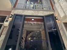 Hình ảnh Cần bán căn nhà tọa lạc tại vị trí đắc địa Trần Bình Trọng, P.1 Q5 shr