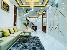 Hình ảnh • Nhà rẻ chốt lẹ HXH HẢI THƯỢNG LÃN ÔNG P.10 Q5 Giá1,890Tr (TL) 44,8m2