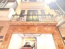 Hình ảnh Bán nhà phân lô Hoàng Quốc Việt 50m2 x 6T, gara ô tô, thang máy,
