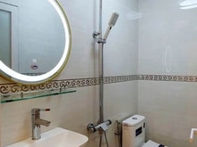 Hình ảnh 4 tầng Mặt tiền đường ngã 5 Ngô Gia Tự - Vĩnh Viễn Q.10iễn - Sư Vạn H