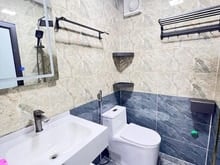 Hình ảnh Chính chủ cần bán nhà 6 tầng mặt phố Xã Đàn giá 22 tỷ kinh doanh tốt