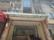 Hình ảnh Chủ ngợp bank bán gấp nhà mặt phố Nguyễn Đình Tứ gần HVTC.  MT 6m Giá