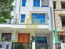Hình ảnh Nhà Thiết Kế Văn Phòng Sàn Trống Thang Máy Giá 65 Triệu