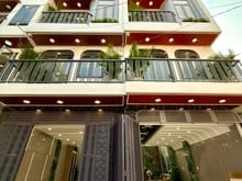 Hình ảnh Nhà giáp Tân Bình, DT:4x13M, Lửng, 3 Lầu, 4PN, Gara ô tô, Sân thượng