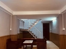Hình ảnh Cần cho thuê căn nhà 1 trệt 1 lầu hẻm xe hơi Ngô Tất Tố (Gần Quận 1)