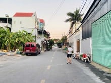 Hình ảnh Bán Nhà Cấp 4, DT 141m2 Ngang 7m Đường 319 Hoàng Hữu Nam Gần BXMĐ