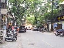 Hình ảnh Bán tầng 1 | Mặt phố Nguyễn Hiền | 150m2 | MT 5m | Giá 12 tỷ