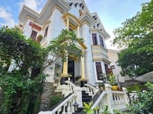 Hình ảnh Biệt thự Nguyễn Văn Hưởng, Thảo Điền (360m2) - sẵn hồ bơi - 129tr/th