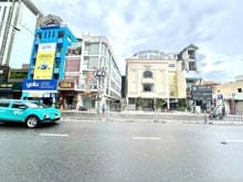 Hình ảnh Hiếm có góc 2 mặt tiền Phan Đăng Lưu, 173m², đơn giá chỉ 300 triệu/m²
