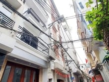 Hình ảnh Bán nhà CV Hòa Bình, dt 51m, 7 tầng, thang máy nhà mới, ngõ thông oto.