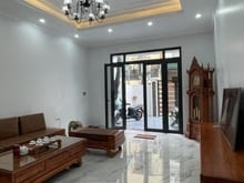 Hình ảnh Phố Chu Huy Mân – Long Biên – 103 M2 – 4 Tầng – MT 4.7 M – Giá 12.2 Tỷ