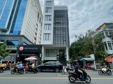 Hình ảnh Bán căn góc 2MT Nguyễn Trãi, Quận 1 – dòng tiền 330tr/tháng