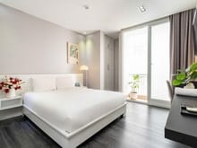 Hình ảnh Cho Thuê Căn Hộ Thoáng Ngay Hồ Con Rùa, Võ Văn Tần_Chợ Bến Thành_Q3