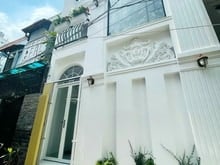 Hình ảnh HOT HOT! Nhà đẹp lung linh 1 lầu 3PN hẻm 205 Huỳnh Tấn Phát, Quận 7