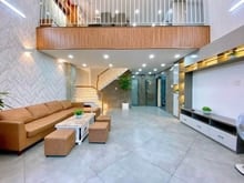 Hình ảnh Nhà thiết kế Huỳnh Văn Bánh Q. Phú Nhuận 4,5mx9,5m 4PN 5WC hẻm xe hơi