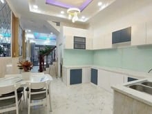 Hình ảnh Bán nhà trung tâm Q. Phú Nhuận 5,2mx11m 4PN 5WC hẻm xe hơi