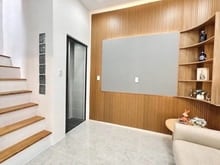 Hình ảnh Phan Đăng Lưu Phú Nhuận-2Tỷ800 nhà trung tâm quận thuận tiện đi lại