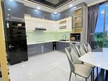 Hình ảnh Bán nhà mới Trần Thái Tông-42m-6 Tầng-MT3.7m-Gần Ôtô-Thang máy-15 tỷ