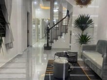 Hình ảnh Nhà đẹp hẻm Hoa Cúc Q. Phú Nhuận 4,5m x 9m 3PN 3WC có Sổ hồng