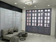 Hình ảnh Nhà đẹp Đoàn Văn Bơ 3,5m x 9,5m 3PN 3WC vào ở ngay