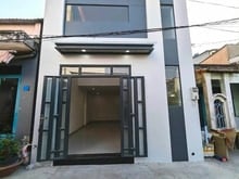 Hình ảnh Nhà đẹp 1 trệt 1 lửng ngay trung tâm, 1PN 2WC - Giá 4 tỷ 999tr
