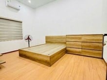 Hình ảnh Hàng hiếm phố Đội Cấn, DT 40 m2, 3 tầng, nở hậu, giá 9,3 tỷ.