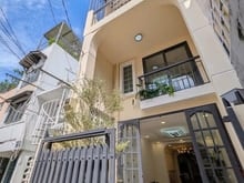 Hình ảnh Ngã tư Phú Nhuận - Gần 40m2 - 3 Tầng full nội thất - Chỉ 6 tỷ