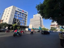 Hình ảnh Building mặt tiền Nguyễn Văn Trỗi – Phú Nhuận