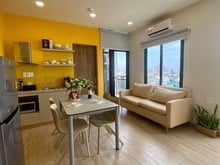 Hình ảnh 🎉 Studio Ban Công Hiện Đại Tone Vàng Ấm Cúng Ngay Cầu Bông