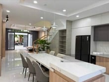 Hình ảnh Phạm Thế Hiển Quận 8- 50m2- Giá 4tỷ2- SHR -Gần Bến Xe