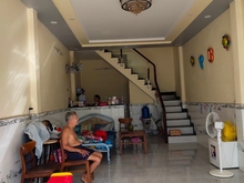 Hình ảnh Nhà Mt đường Đông Thạnh 5 DT 4 x15 trệt lầu 2pn, pk, sân đậu xe hơi