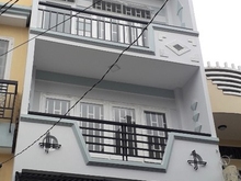Hình ảnh MT Nguyễn Chí Thanh, 4m x 22m, 3 lầu, ST đẹp, mới xây