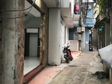Hình ảnh Nhà đẹp hiếm 35m 5 tầng đủ nội thất ,oto cách 10m Phố Hoàng đạo thành
