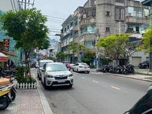 Hình ảnh Cho Thuê Nhà Nguyên Căn Mặt Tiền Đường Trần Nhật Duật, Quận 1