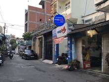 Hình ảnh Nhà hẻm ô tô 4 tầng đ.số7 GV giáp P.Nhuận B.Tthạnh ngang 7.2m
