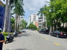 Hình ảnh Cho thuê biệt thự khu Cảnh Đồi, Phú Mỹ Hưng, Q7 giá tốt.