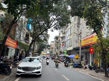Hình ảnh Bán chung cư phố Đặng Trần Côn,Cát Linh, Đống Đa, 205m,7tầng, 21,6 tỷ