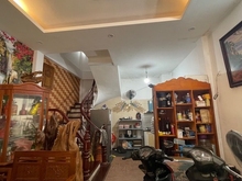 Hình ảnh Bán Nhà Phố Cầu Giấy. Gần Phố. Ô Tô Gần. DT 30M2. 5 Tầng. Giá 5,6 Tỷ
