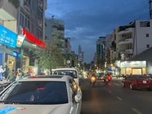 Hình ảnh MẶT TIỀN Đường Cô Giang - QUẬN 1 - Nhà 6 Tầng - Hoàn Công đầy đủ