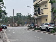 Hình ảnh Bán đất cự khối - phân lô vỉa hè - ô tô tránh - 66m2 giá chỉ 12 tỷ