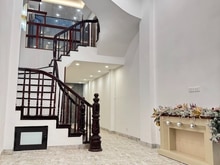Hình ảnh Bán nhà Kim Giang,DT 50m2,ngõ oto,rộng 5m,nhà đẹp,chỉ 7.86 tỷ,SĐCC